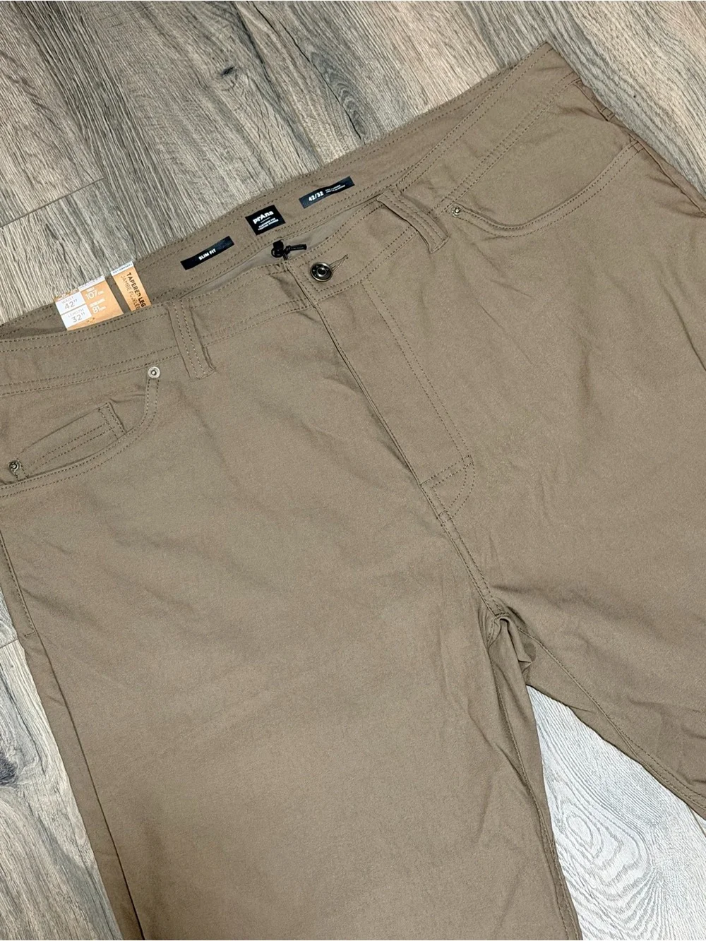 Prana Brion Pants Men’s 42x32 NWT Everyday Essential Stretch Hiking Outdoors